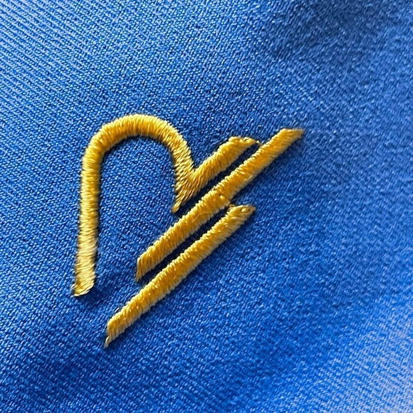 Rant Medical Scrub Top. Ceil Blue. Size Medium - Picture 4 of 9